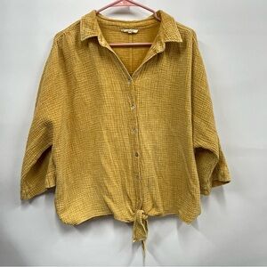 Easel medium gauze woven 100% cotton button up top